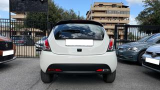 LANCIA Ypsilon usata, con Autoradio digitale