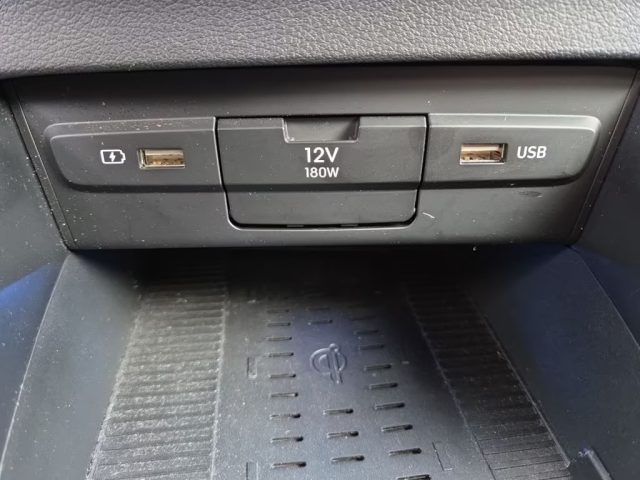 HYUNDAI i20 usata, con Interni in pelle