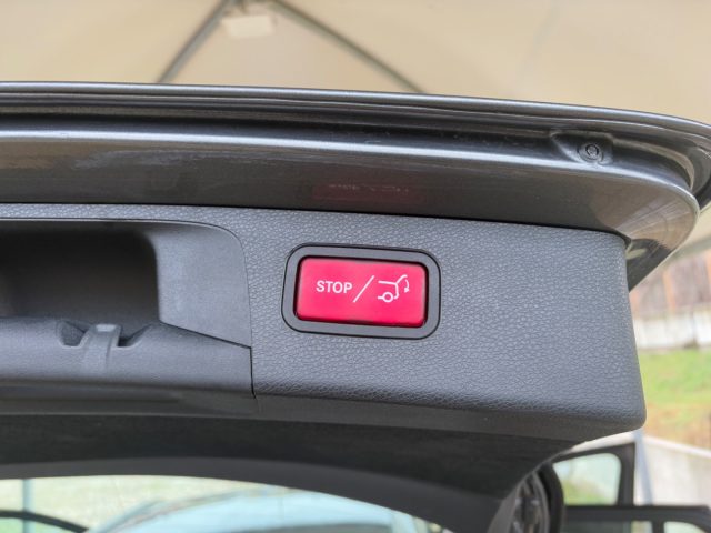 MERCEDES-BENZ E 200 usata 80