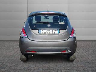 LANCIA Ypsilon usata, con Servosterzo