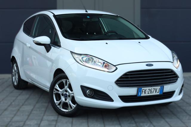 FORD Fiesta usata, con ABS