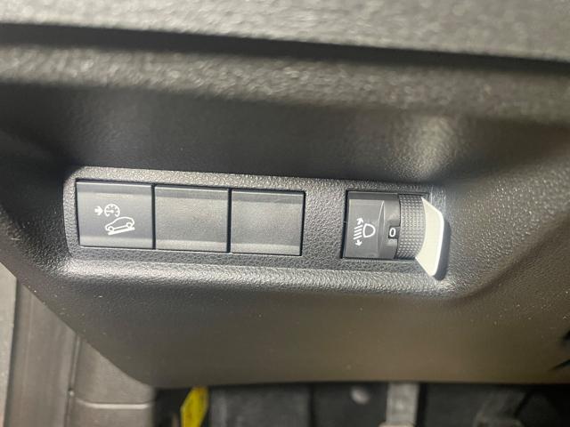 JEEP Avenger usata, con Volante in pelle