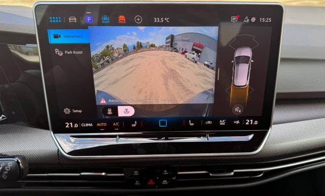 VOLKSWAGEN Golf usata, con Autoradio digitale