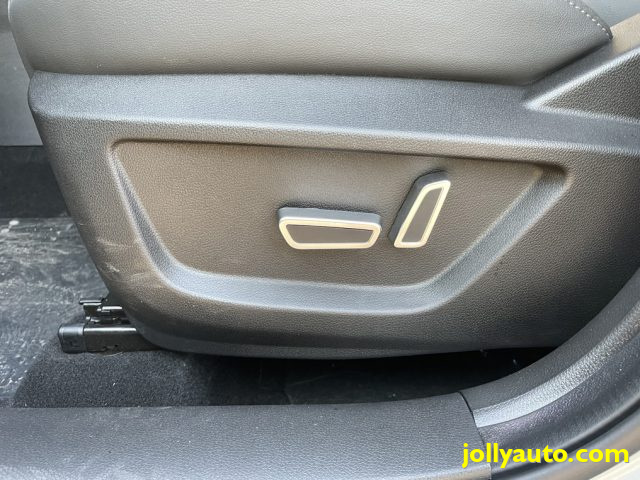 EMC Sei usata, con Climatizzatore automatico, 2 zone