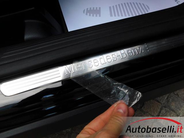 MERCEDES-BENZ GLB 200 usata, con Schermo multifunzione interamente digitale