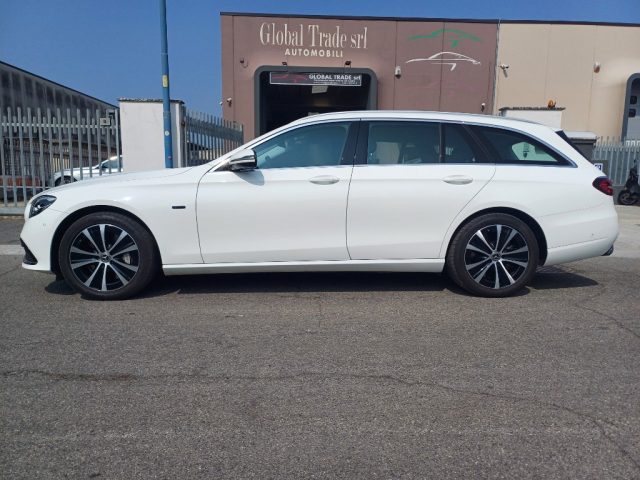 MERCEDES-BENZ E 300 usata, con Airbag laterali