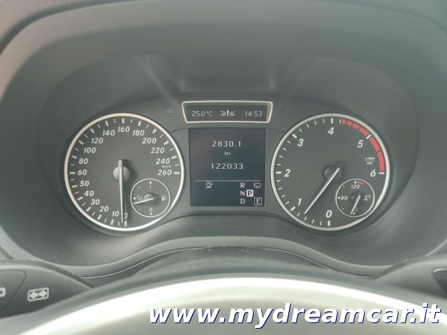 MERCEDES-BENZ B 180 usata, con Fari Xenon