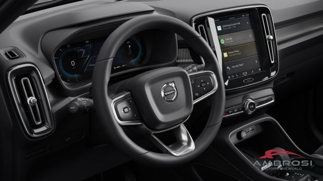 VOLVO XC40 usata 14