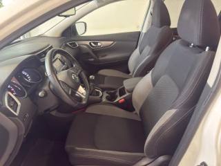 NISSAN Qashqai usata, con Sensori di parcheggio posteriori