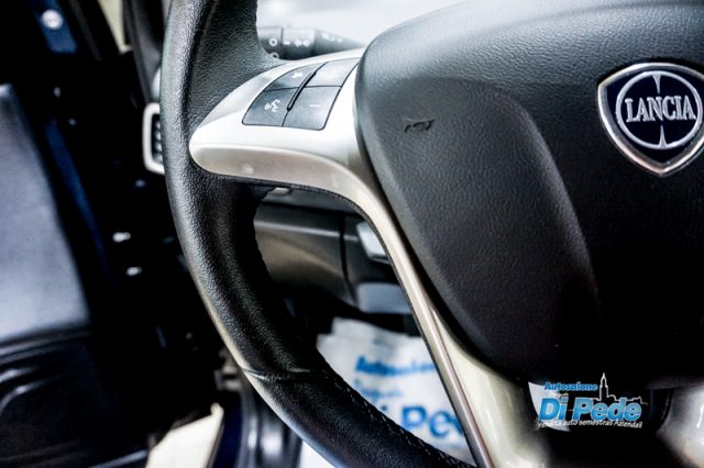 LANCIA Ypsilon usata, con Autoradio digitale