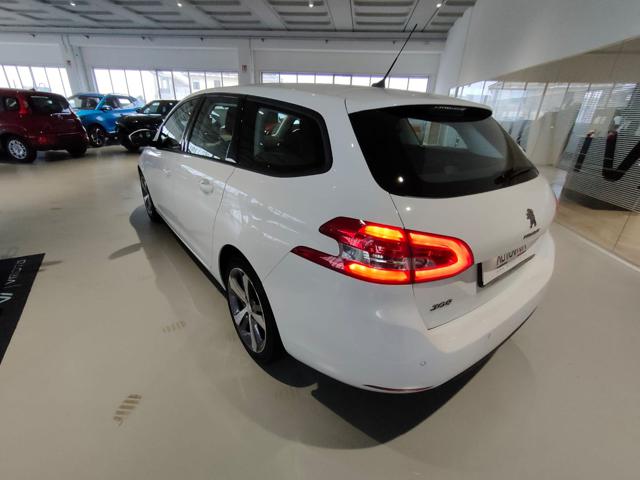 PEUGEOT 308 usata, con Autoradio