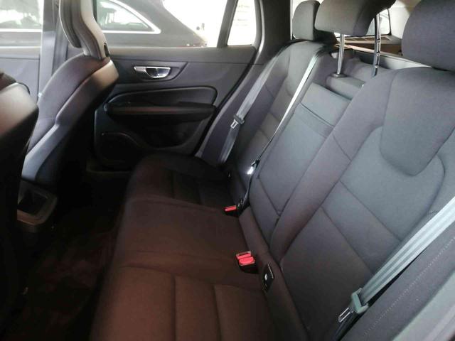 VOLVO V60 Cross Country usata 28