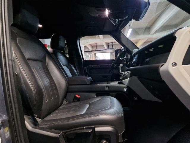 LAND ROVER Defender usata, con Volante multifunzione