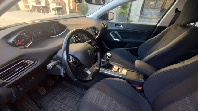 PEUGEOT 308 usata, con Sistema di navigazione
