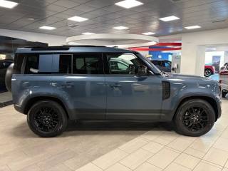 LAND ROVER Defender usata, con Interni in pelle