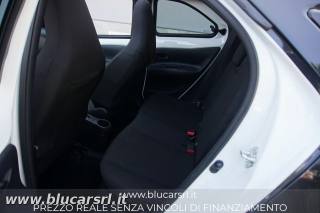 TOYOTA Aygo X usata 11