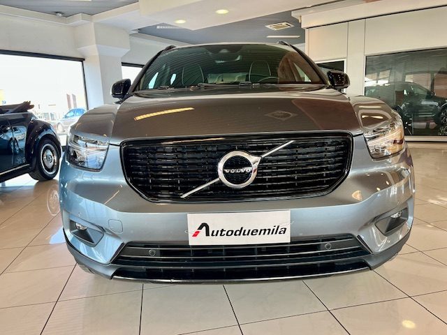 VOLVO XC40 usata, con Airbag laterali