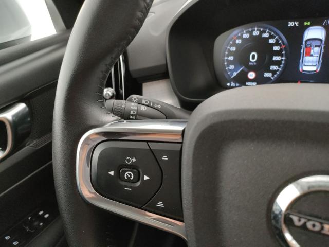 VOLVO XC40 usata, con Sistema di navigazione