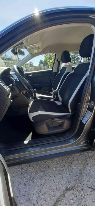 VOLKSWAGEN T-Roc usata, con Fari LED