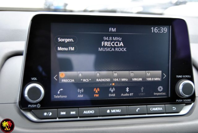 NISSAN Qashqai usata, con Controllo automatico clima