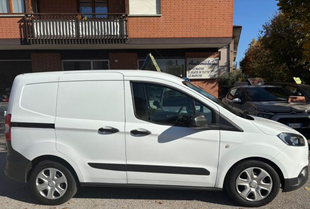 FORD Transit Courier usata, con Alzacristalli elettrici