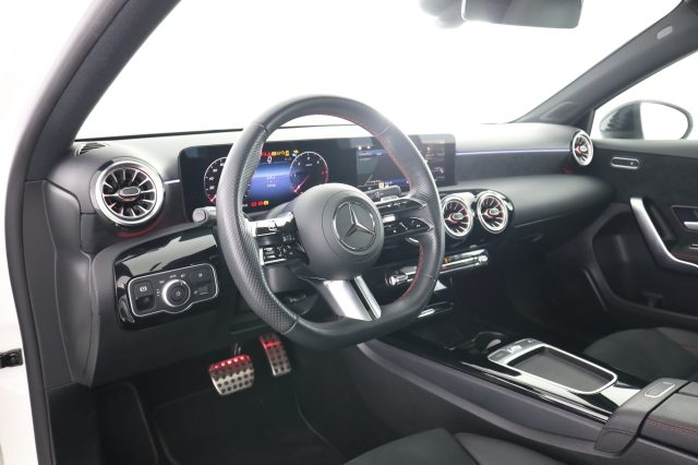 MERCEDES-BENZ A 180 usata 0