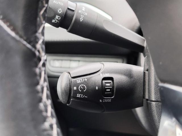 PEUGEOT 2008 usata, con Touch screen