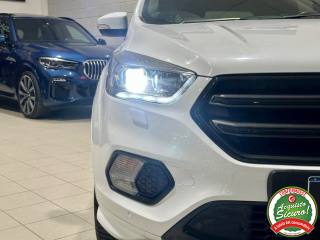 FORD Kuga usata, con Autoradio