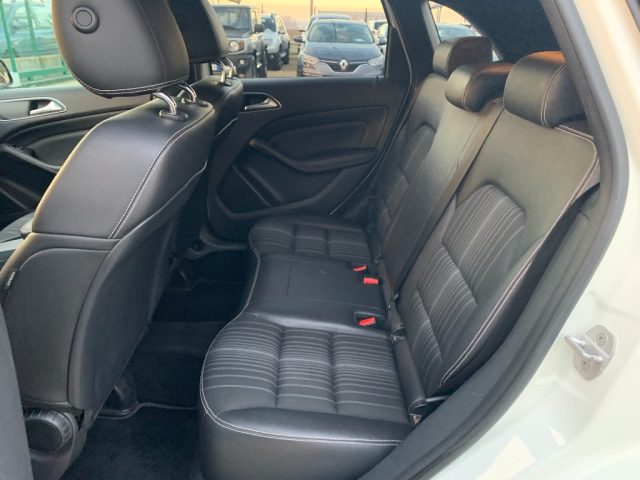 MERCEDES-BENZ B 180 usata, con Climatizzatore