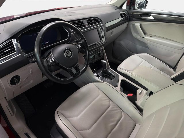 VOLKSWAGEN Tiguan usata, con Boardcomputer