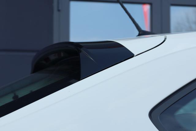 VOLKSWAGEN Taigo usata, con Leve al volante