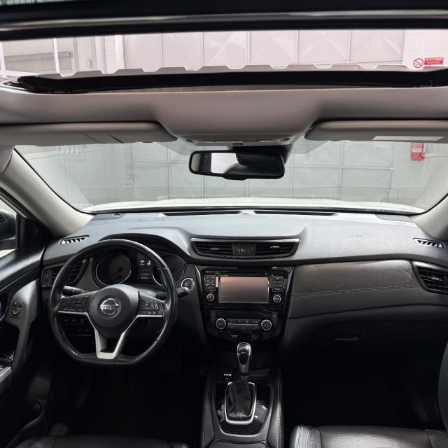 NISSAN X-Trail usata, con Telecamera per parcheggio assistito