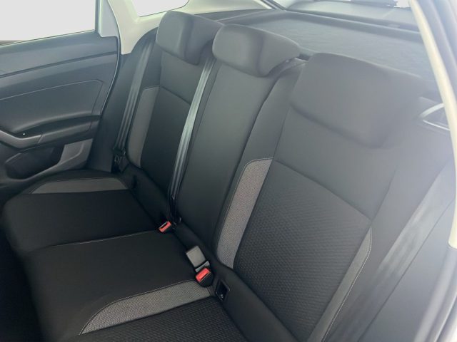 VOLKSWAGEN Taigo usata 8