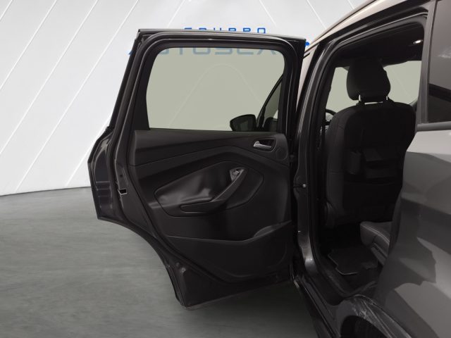 FORD Kuga usata, con Luci diurne LED