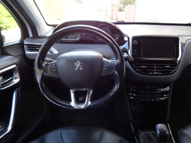 PEUGEOT 2008 usata, con Cruise Control