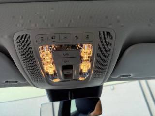 MERCEDES-BENZ GLA 180 usata, con Airbag testa