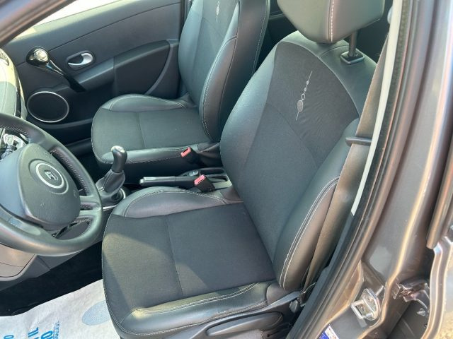 RENAULT Clio usata, con Climatizzatore