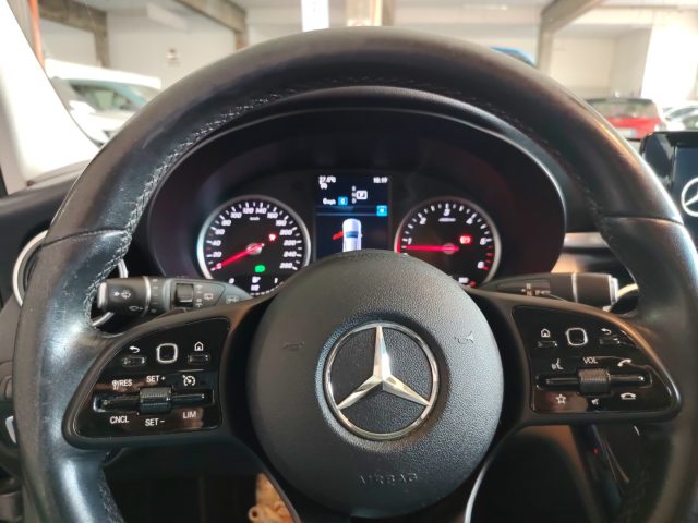 MERCEDES-BENZ C 220 usata 31