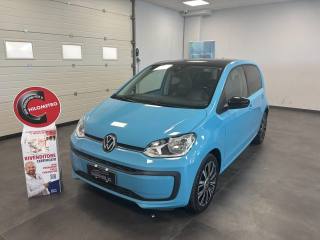 VOLKSWAGEN up! usata, con USB