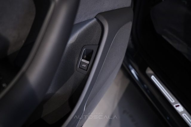 AUDI Q8 usata, con Autoradio