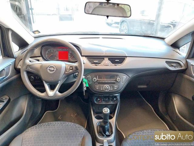 OPEL Corsa usata, con ESP