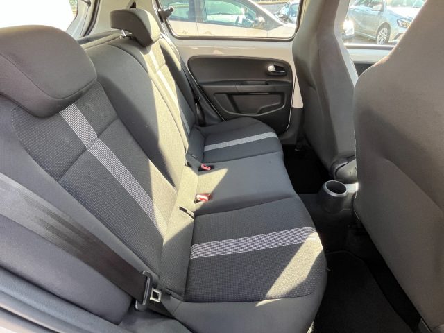 VOLKSWAGEN up! usata, con Cerchi in lega