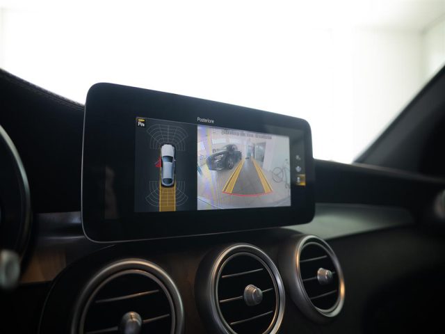 MERCEDES-BENZ GLC 220 usata, con Autoradio digitale