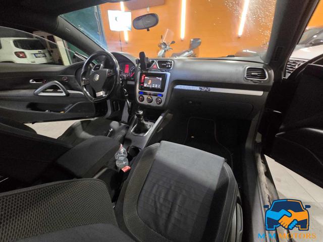 VOLKSWAGEN Scirocco usata, con USB
