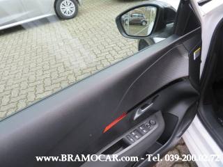 PEUGEOT 208 usata, con Controllo automatico clima