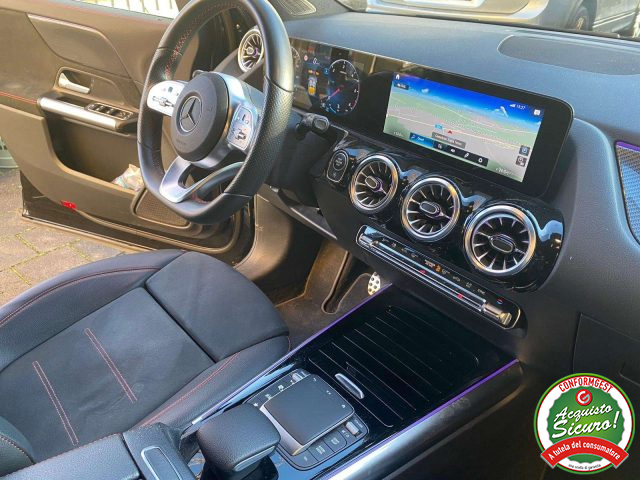 MERCEDES-BENZ GLA 200 usata, con Controllo automatico clima