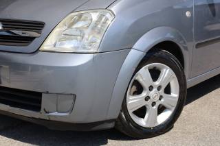 OPEL Meriva usata, con Volante in pelle