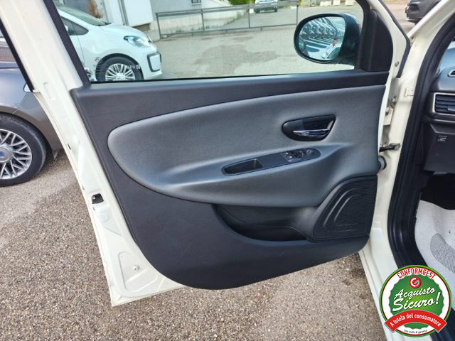 LANCIA Ypsilon usata, con Chiusura centralizzata