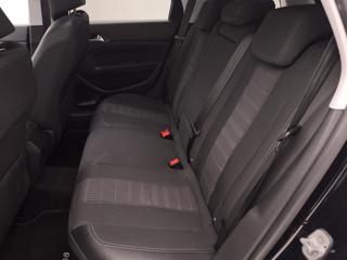 PEUGEOT 308 usata, con USB