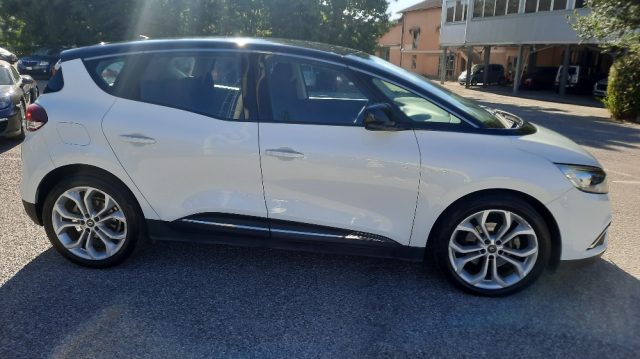 RENAULT Scenic usata, con Airbag laterali